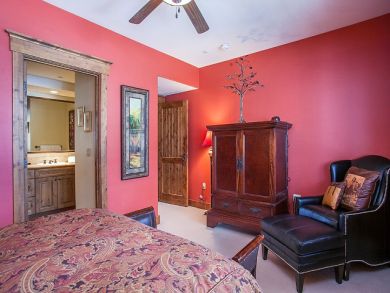 Beaver Creek Bachelor Gulch Condo 896396